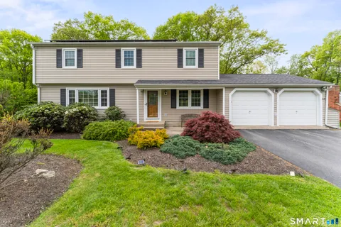 $700,000 | 24 Ridgedale Road, Bethel, CT 06801