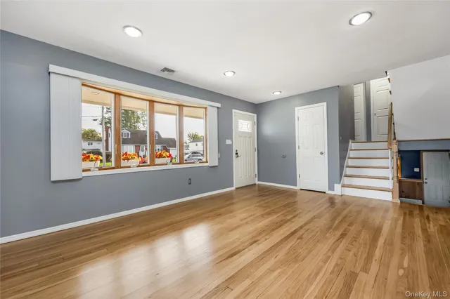 $799,000 | 15 Whalen Street, North Babylon, NY 11703