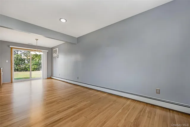 $799,000 | 15 Whalen Street, North Babylon, NY 11703