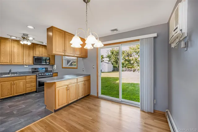 $799,000 | 15 Whalen Street, North Babylon, NY 11703