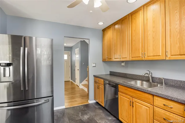 $799,000 | 15 Whalen Street, North Babylon, NY 11703