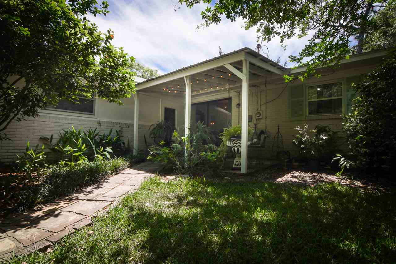 425 Jan Drive Fairhope, AL 36532 - Photo 3 of 21