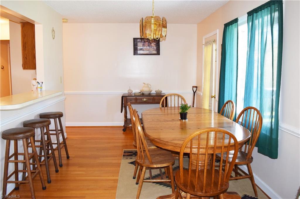 2919 Oak Ridge Road Oak Ridge, NC 27310 - Photo 5 of 30 Dining room