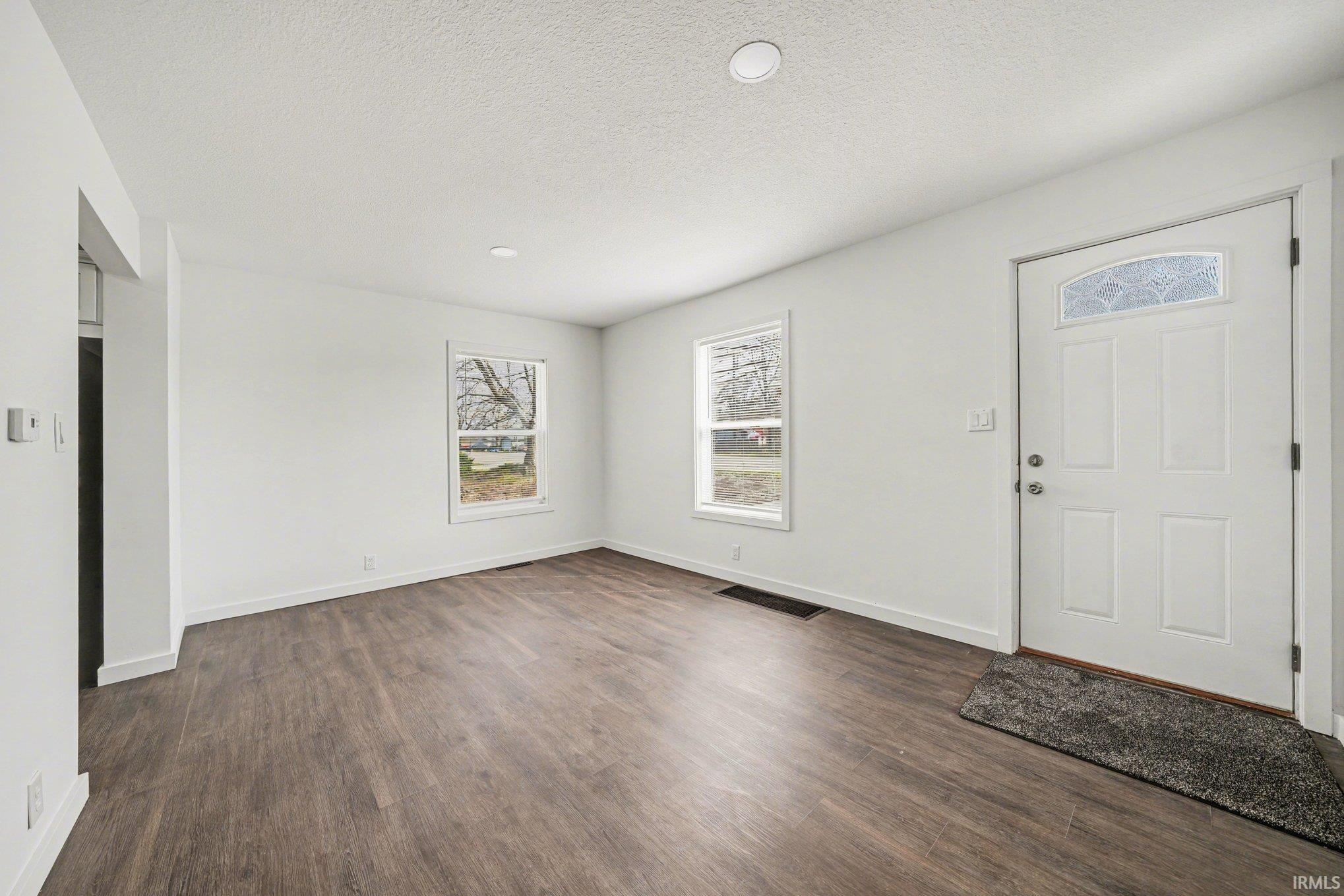 55849 Mayflower Road South Bend, IN 46619 - Photo 7 of 26 Gallery Image 7