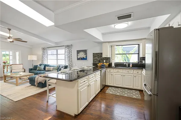 $12,500 | 682 95th Avenue North, Naples, FL 34108