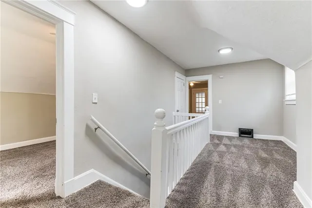 $190,000 | 2837 Parkwood Boulevard, Kansas City, KS 66104