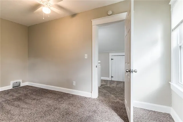 $190,000 | 2837 Parkwood Boulevard, Kansas City, KS 66104