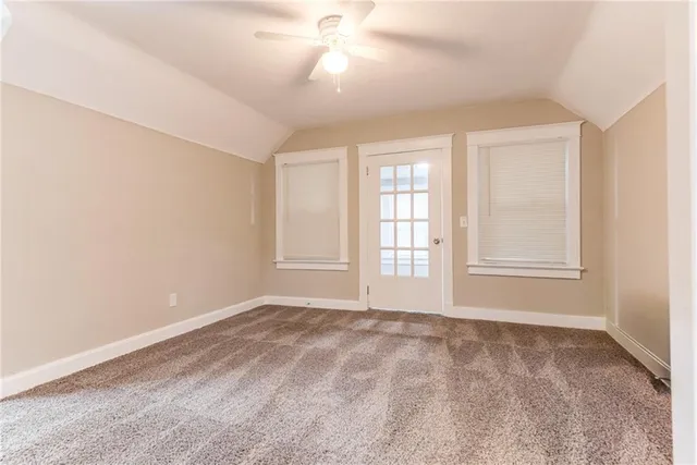 $190,000 | 2837 Parkwood Boulevard, Kansas City, KS 66104