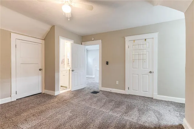 $190,000 | 2837 Parkwood Boulevard, Kansas City, KS 66104