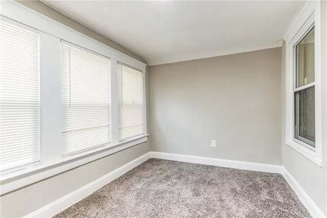 $190,000 | 2837 Parkwood Boulevard, Kansas City, KS 66104