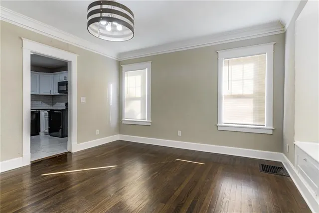 $190,000 | 2837 Parkwood Boulevard, Kansas City, KS 66104