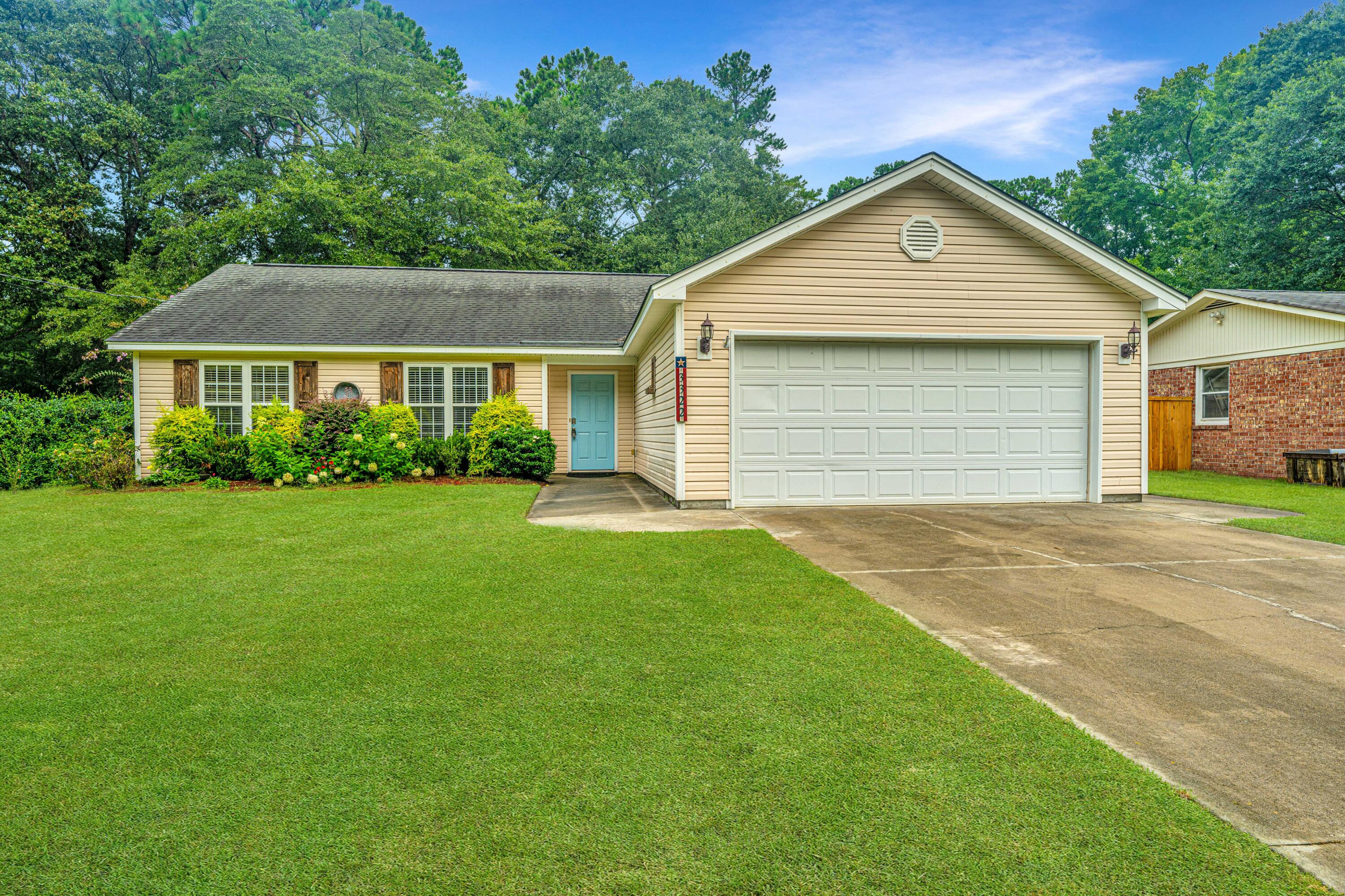 3322 Berryhill Road Johns Island, SC 29455 - Photo 2 of 36 3322BerryhillRd003