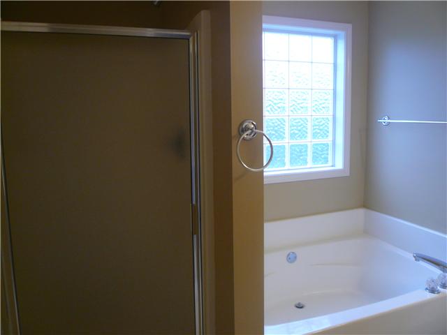 865 Compton Road Murfreesboro, TN 37130 - Photo 9 of 13 Gallery Image 9