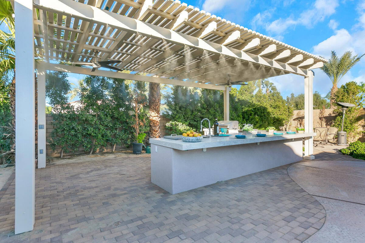 49130 Escalante Street Indio, CA 92201 - Photo 3 of 99 a view of outdoor space