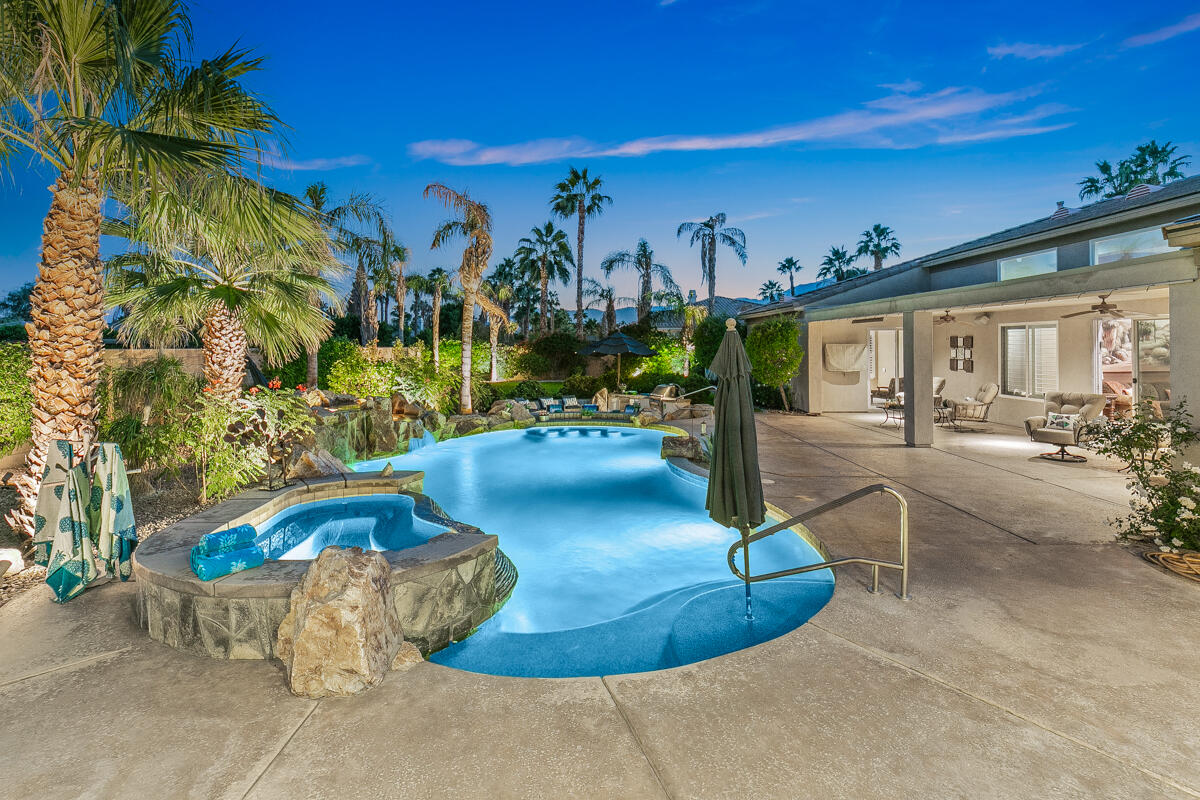 49130 Escalante Street Indio, CA 92201 - Photo 66 of 99 a view of a living room