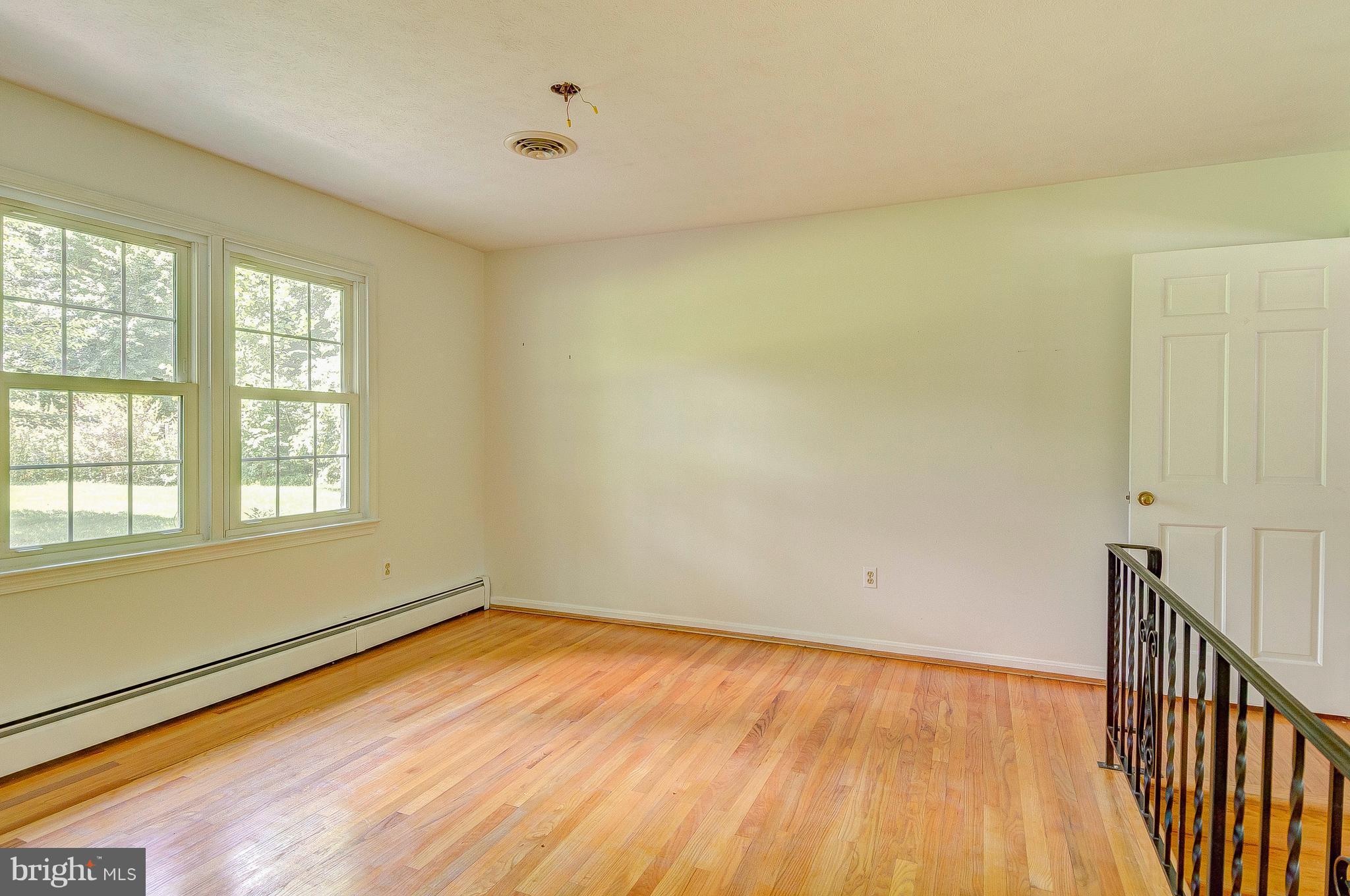 5440 Huntingtown Road Huntingtown, MD 20639 - Photo 12 of 30 Dining Room