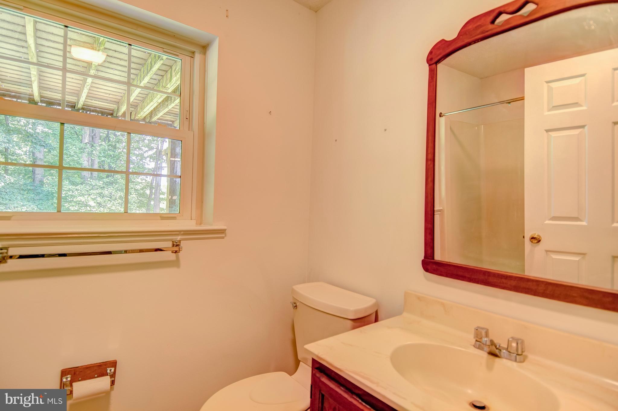5440 Huntingtown Road Huntingtown, MD 20639 - Photo 21 of 30 Bath
