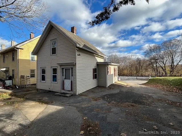 $1,700 | 90 Chapman Street, Windham, CT 06226