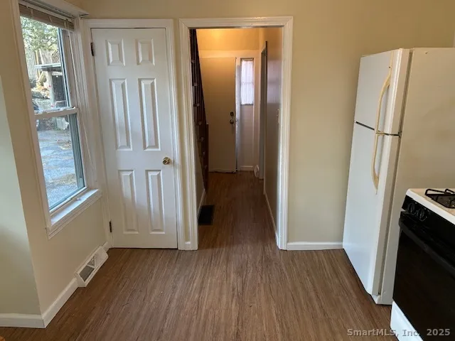 $1,700 | 90 Chapman Street, Windham, CT 06226