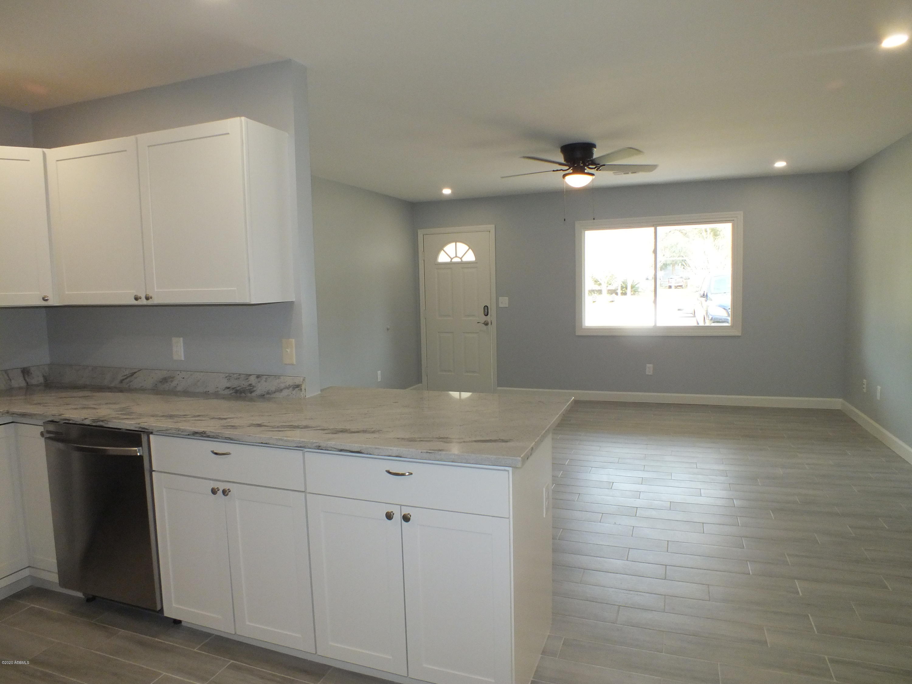 1506 Battery Creek Road Beaufort, SC 29902 - Photo 4 of 36 DSCF3285
