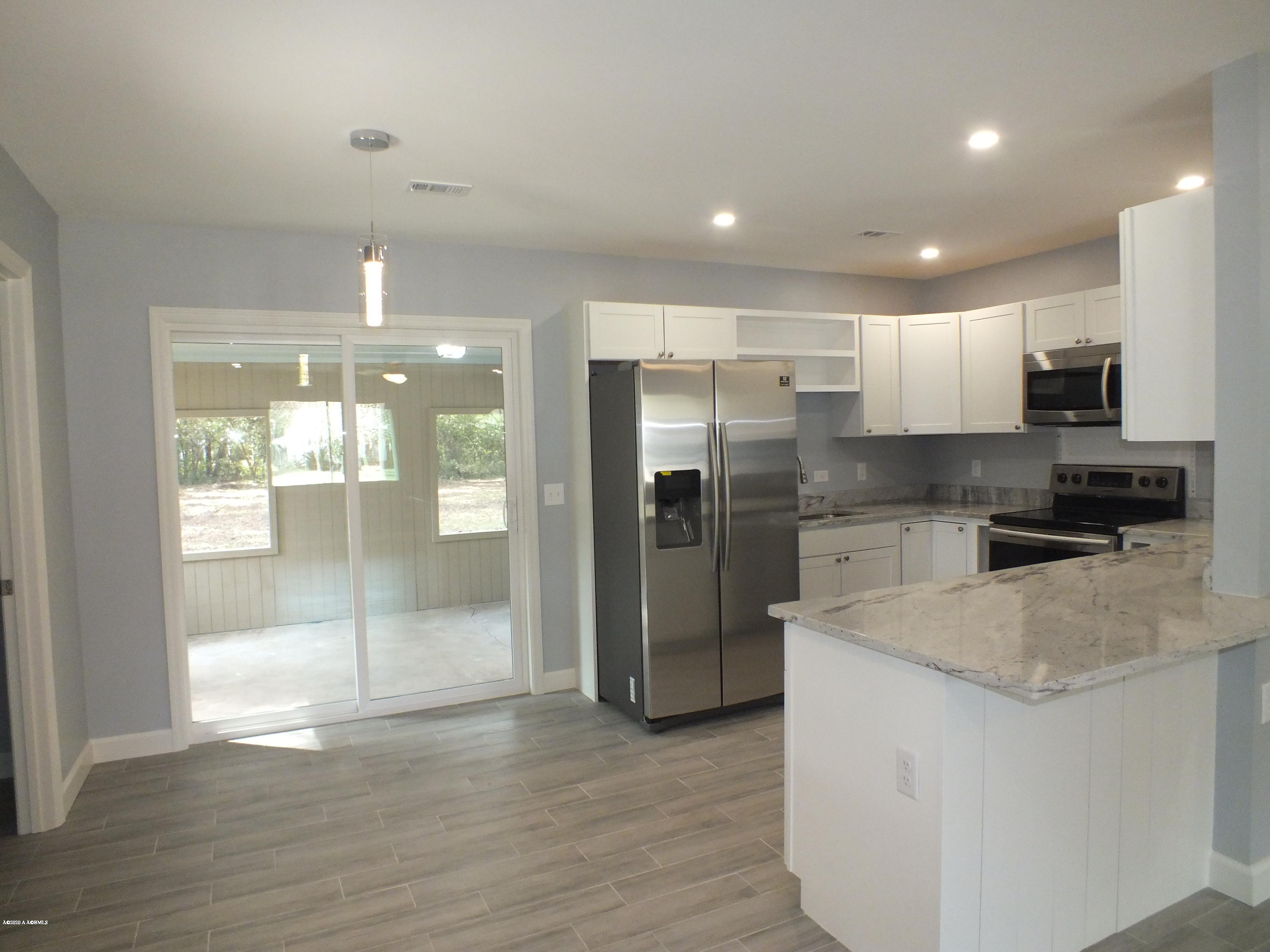 1506 Battery Creek Road Beaufort, SC 29902 - Photo 7 of 36 DSCF3284