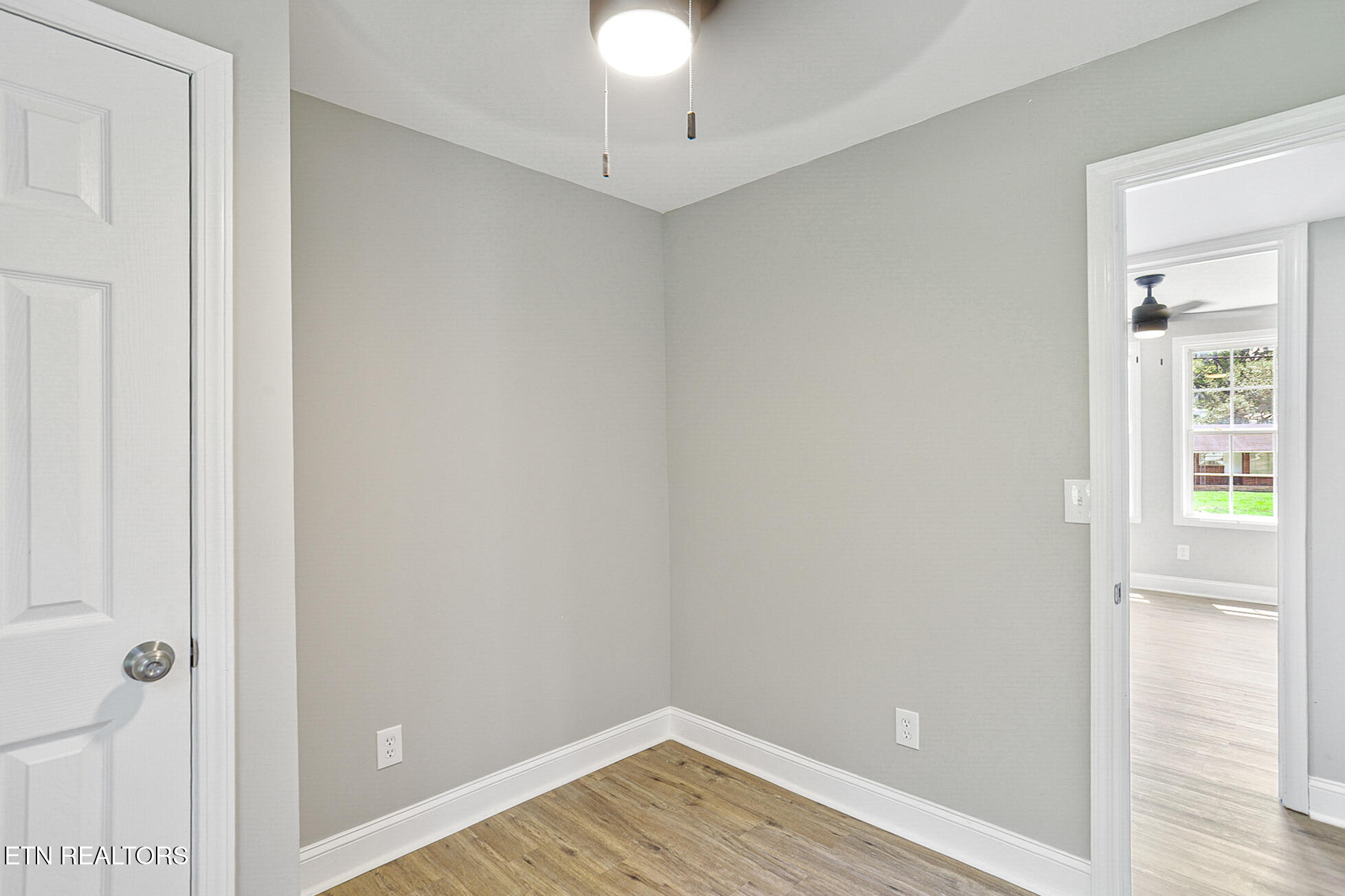 178 Robertsville Road Oak Ridge, TN 37830 - Photo 15 of 37 178 Robertsville Rd-94