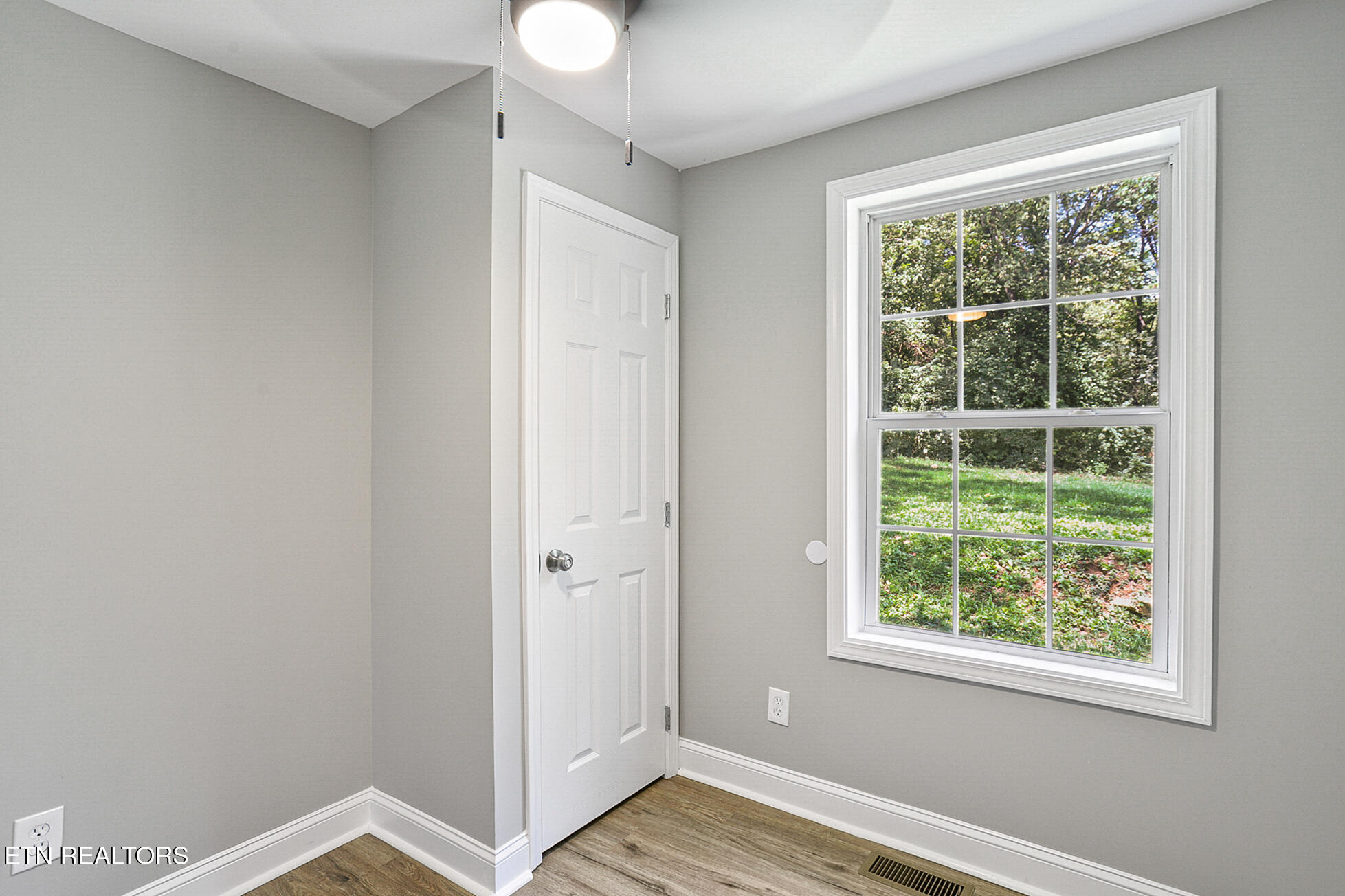 178 Robertsville Road Oak Ridge, TN 37830 - Photo 32 of 37 178 Robertsville Rd-179