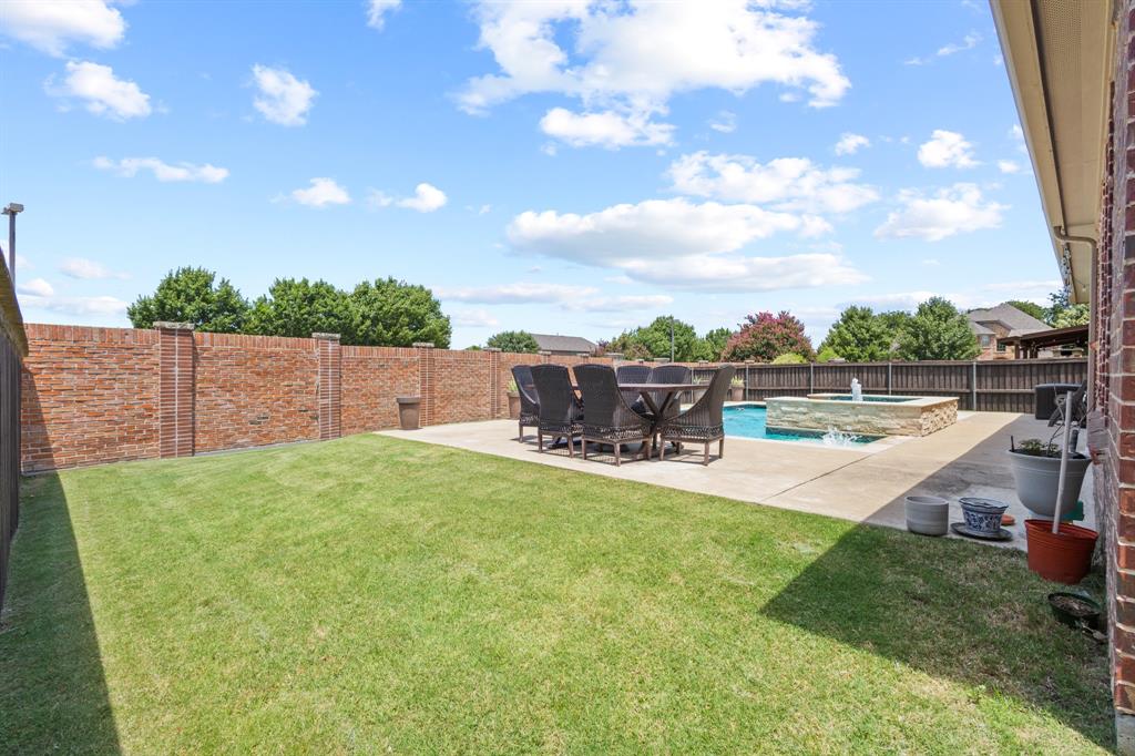 1995 Verde Court Allen, TX 75013 - Photo 2 of 30