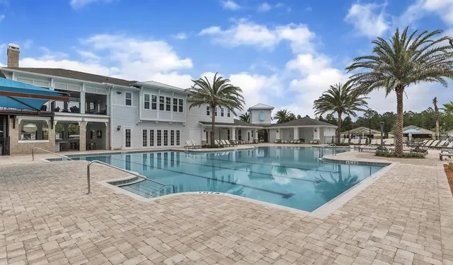 a view of a tennis court