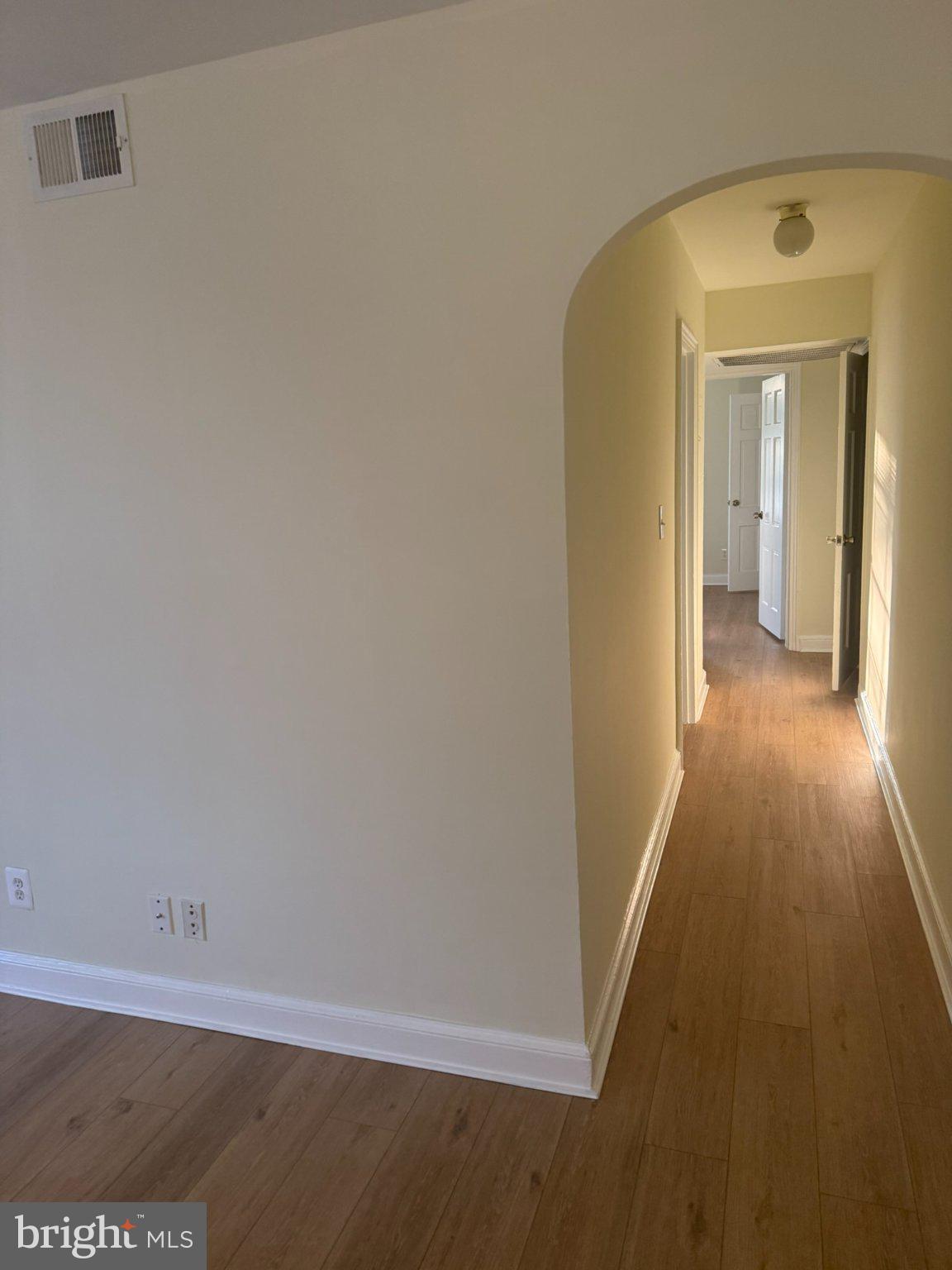 22 South Old Glebe Road, Unit 2D Arlington, VA 22204 - Photo 8 of 25 Gallery Image 8