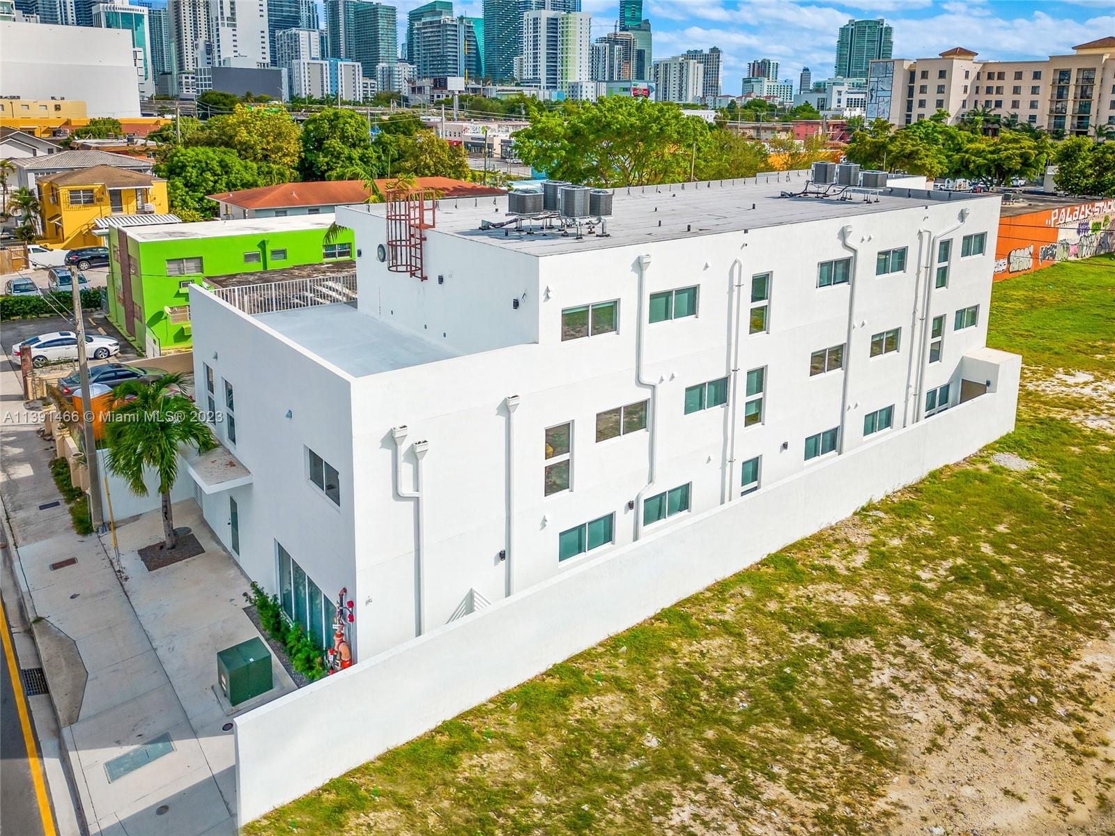 542 Southwest 7th Street Miami, FL 33130 - Photo 15 of 22