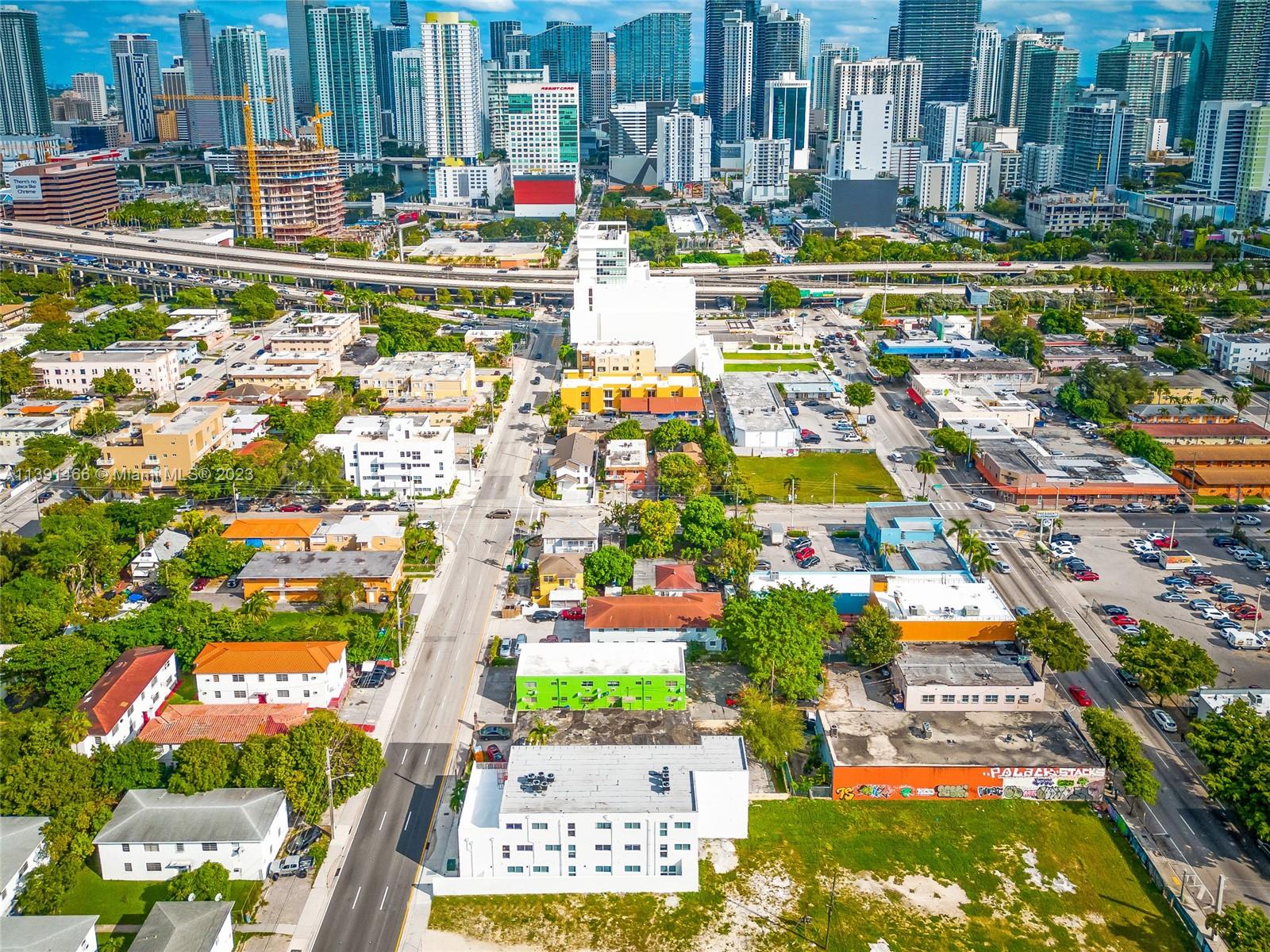 542 Southwest 7th Street Miami, FL 33130 - Photo 9 of 22