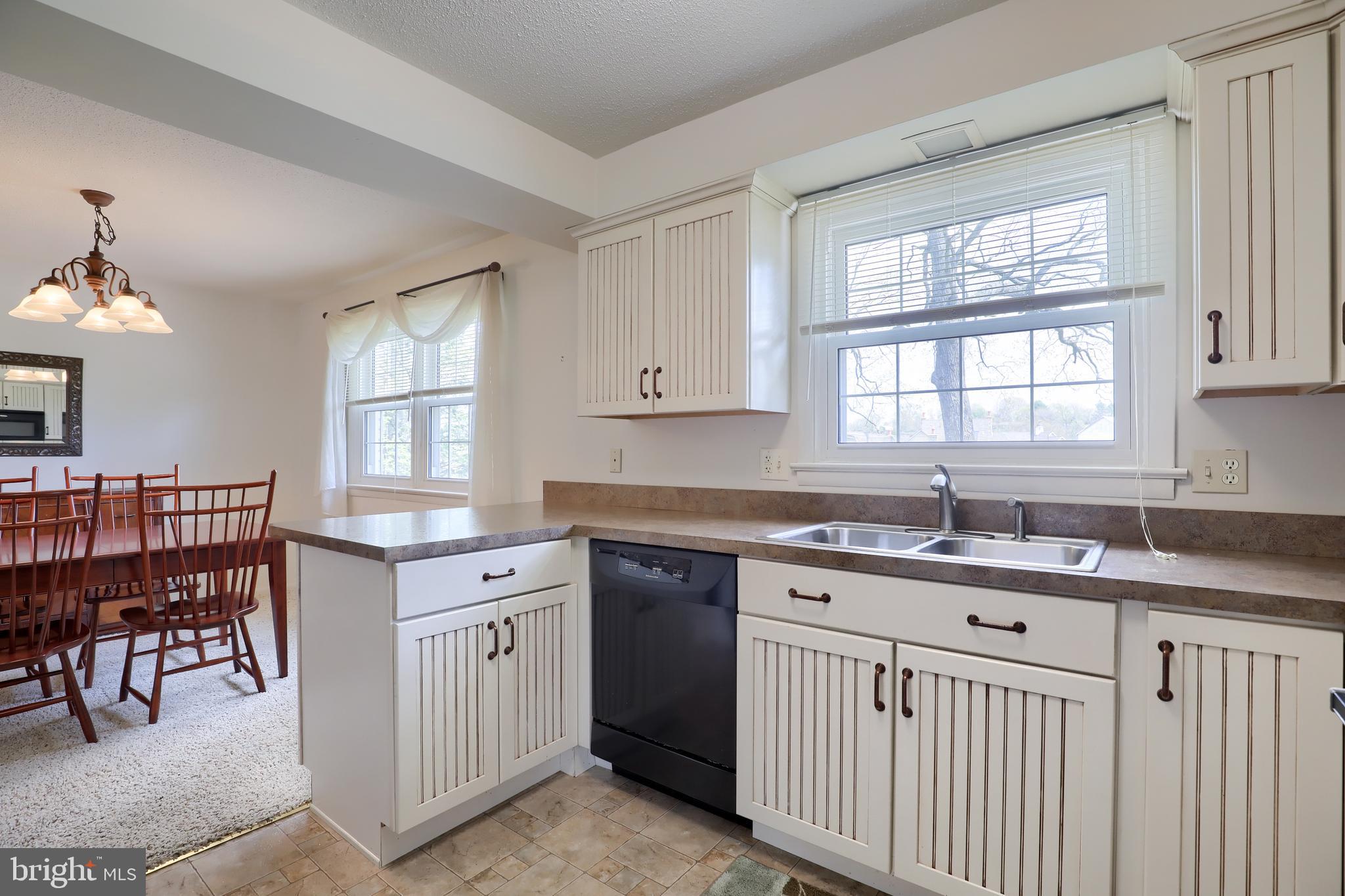 1863 Radnor Road York, PA 17402 - Photo 14 of 39