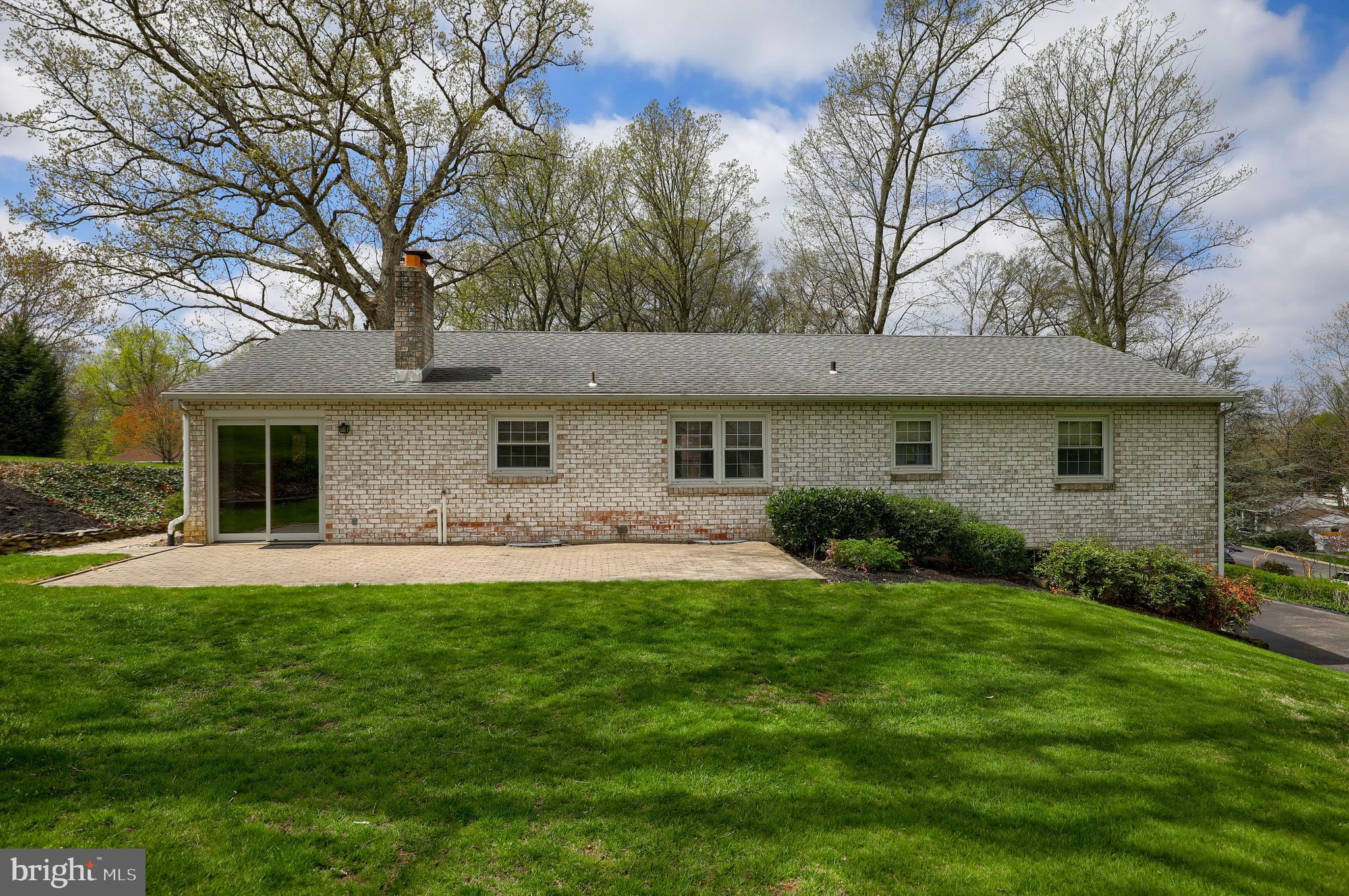 1863 Radnor Road York, PA 17402 - Photo 31 of 39