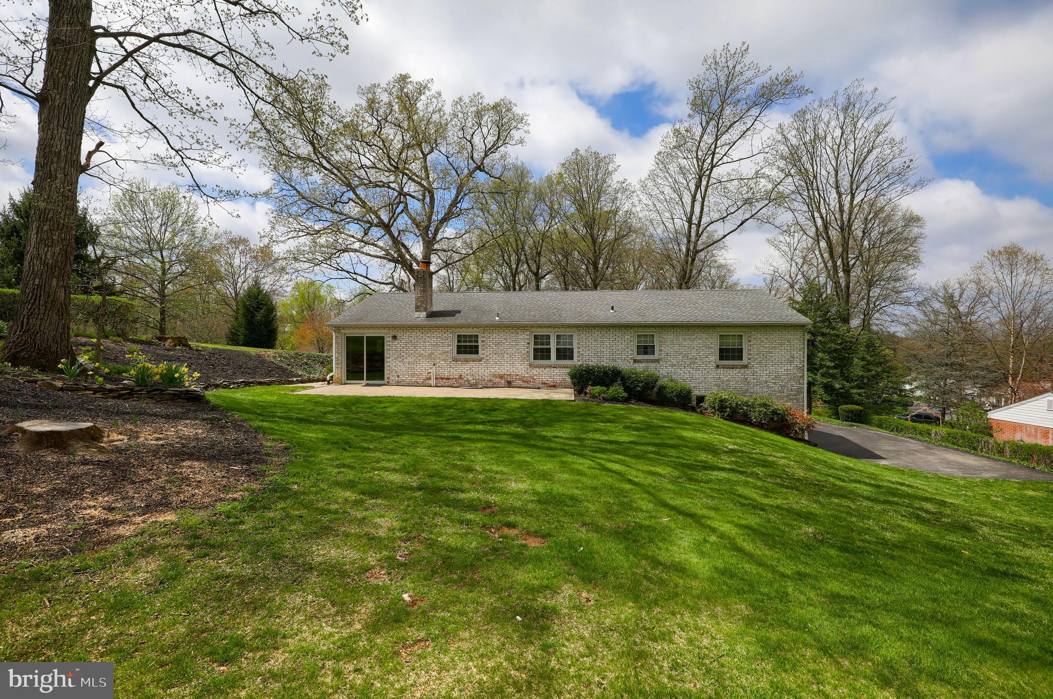 1863 Radnor Road York, PA 17402 - Photo 34 of 39