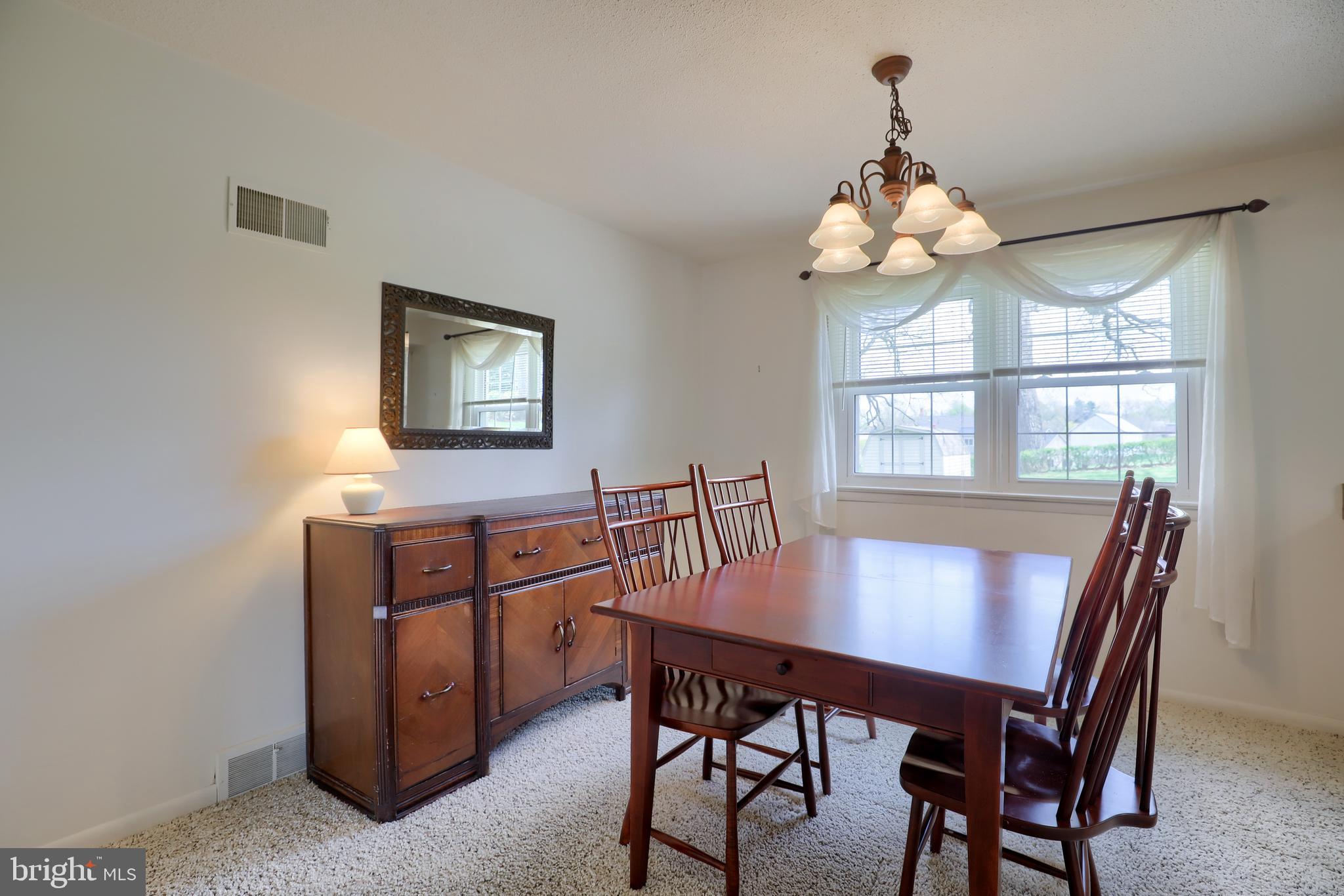 1863 Radnor Road York, PA 17402 - Photo 9 of 39