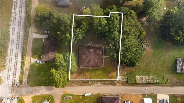 $33,500 | 37 Madison Street, Pickens, MS 39146