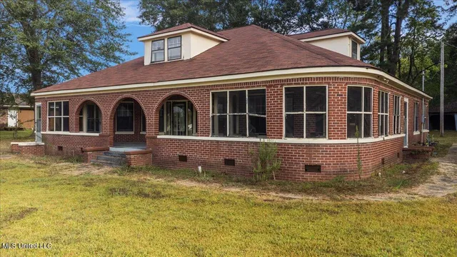 $33,500 | 37 Madison Street, Pickens, MS 39146