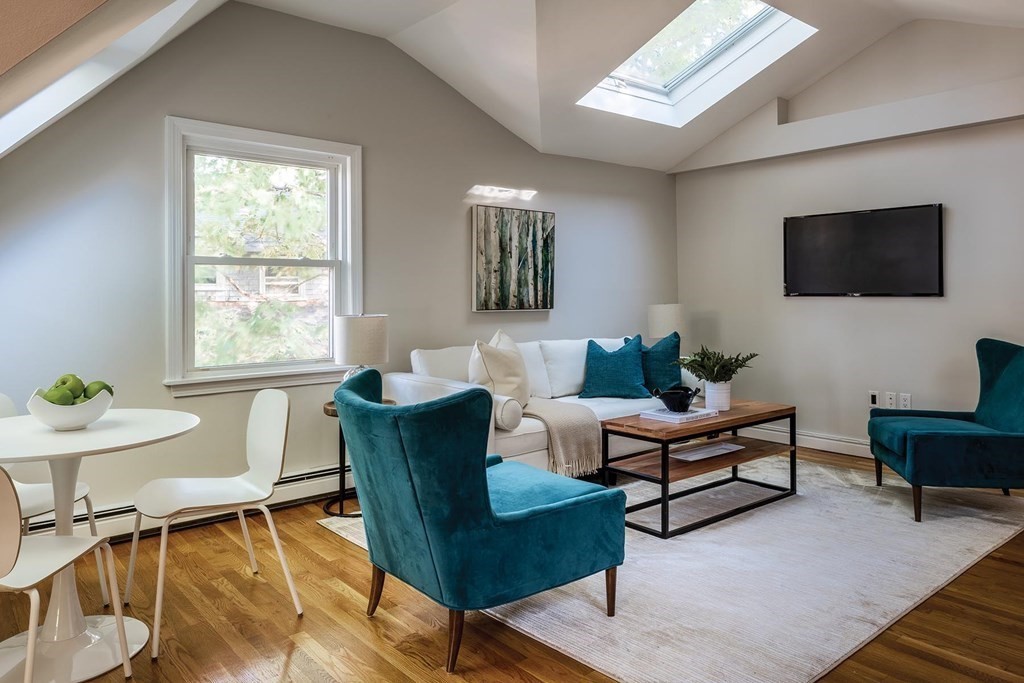 127 Kilsyth Road, Unit 7 Boston, MA 02135 - Photo 2 of 7 Gallery Image 2