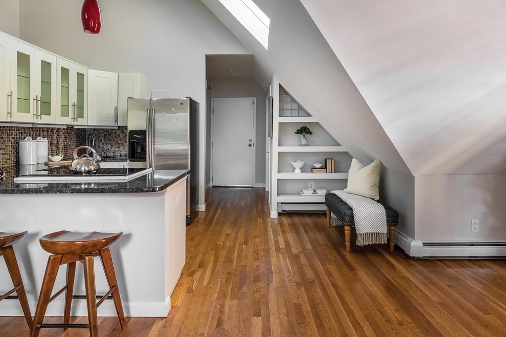 127 Kilsyth Road, Unit 7 Boston, MA 02135 - Photo 3 of 7 Gallery Image 3