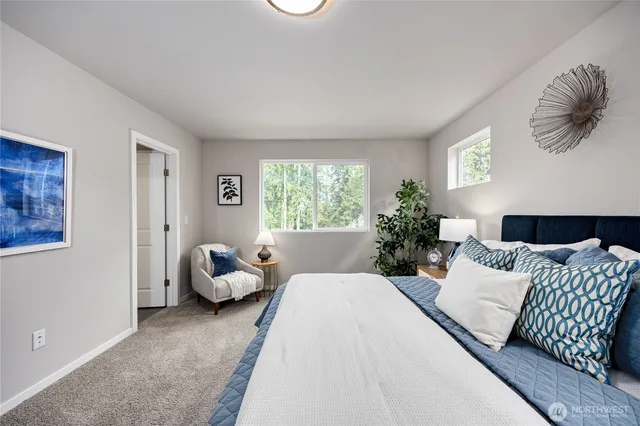 $599,950 | 252 Northeast Shadowhawk Lane, Bremerton, WA 98311