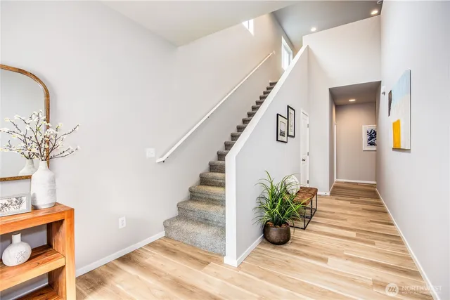 $599,950 | 252 Northeast Shadowhawk Lane, Bremerton, WA 98311