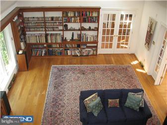 1425 Grasshopper Road Huntingdon Valley, PA 19006 - Photo 5 of 12 Family Room