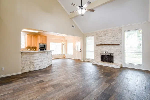 $2,750 | 241 Blue Hill Drive, Montgomery, TX 77356