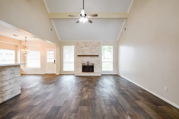 $2,750 | 241 Blue Hill Drive, Montgomery, TX 77356