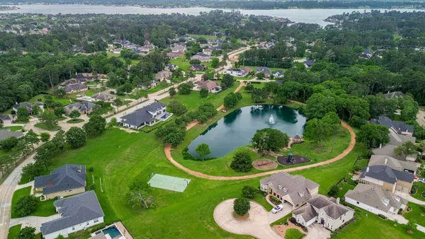 $2,750 | 241 Blue Hill Drive, Montgomery, TX 77356