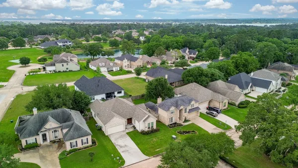 $2,750 | 241 Blue Hill Drive, Montgomery, TX 77356