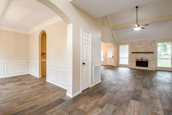 $2,750 | 241 Blue Hill Drive, Montgomery, TX 77356