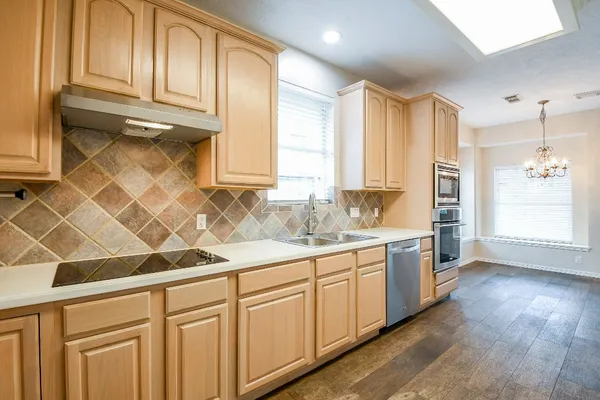 $2,750 | 241 Blue Hill Drive, Montgomery, TX 77356