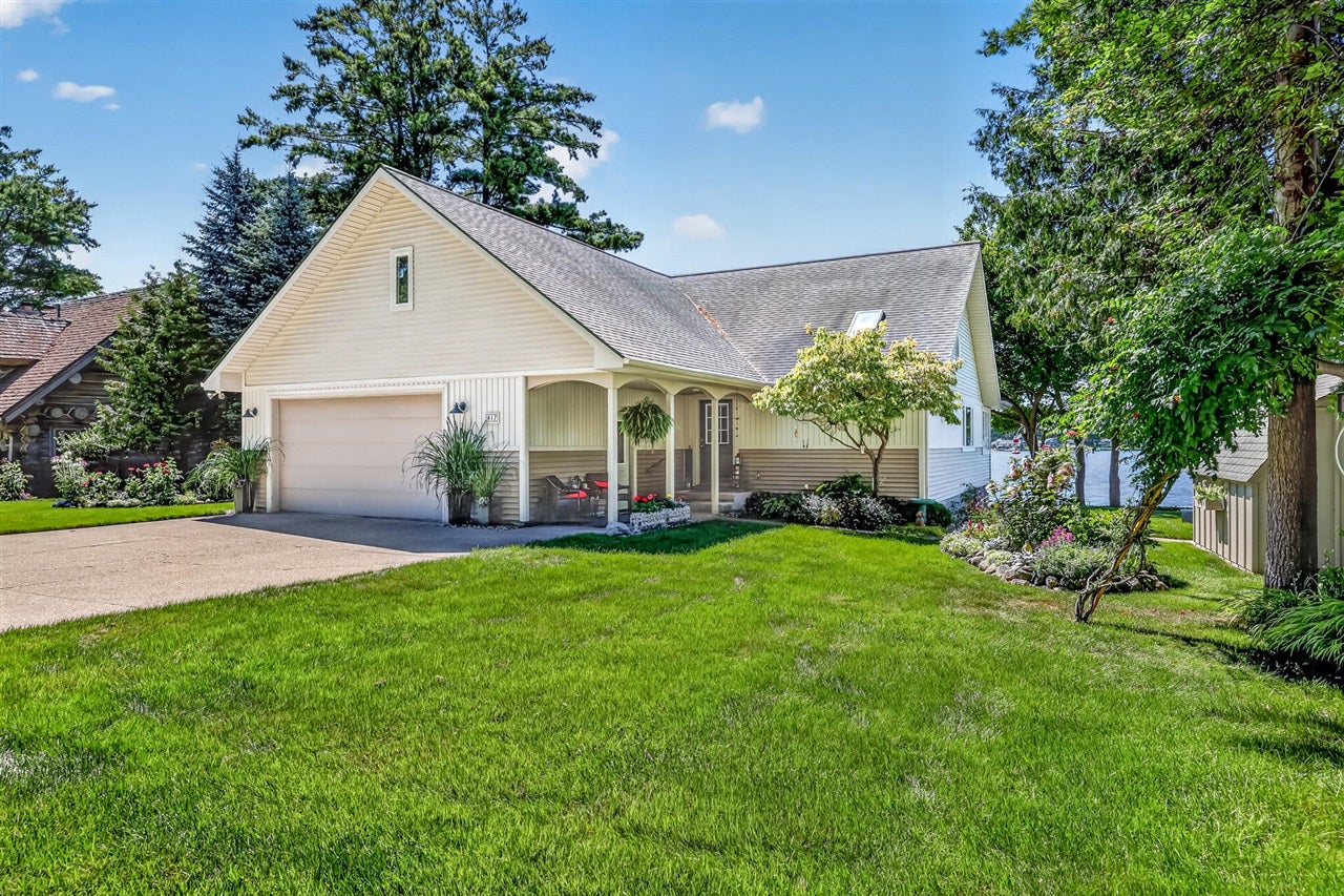 817 East Lake Road Pentwater, MI 49449 - Photo 1 of 58 Gallery Image 1